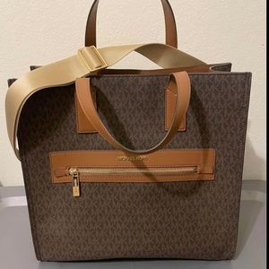 Michael Kors shoulder bag